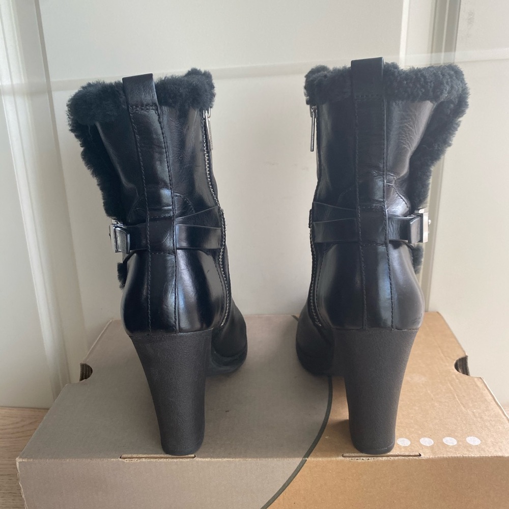Michael Kors Boots Women - SZ 6 - Picture 8 of 15